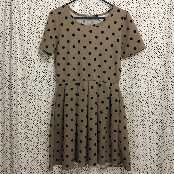 LuLaRoe Dresses & Skirts - Lularoe Amelia dress LuLaRoe Dresses & Skirts - Lularoe Amelia dress